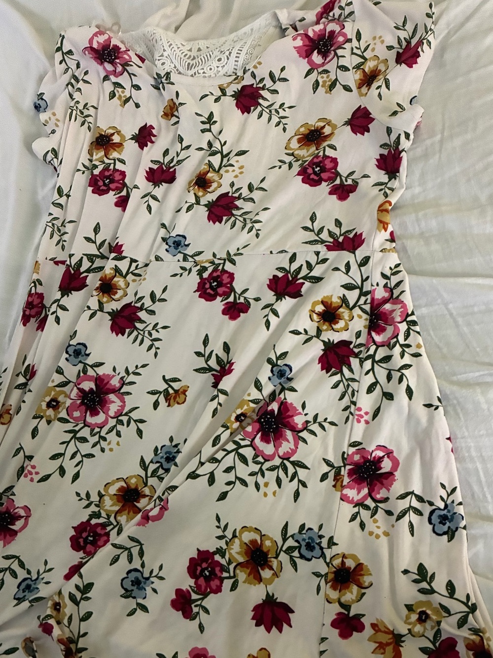 Bobbie Brooks Floral Lace Dress